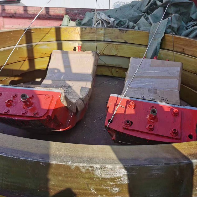 球磨机衬板 厂家直供 质量可靠