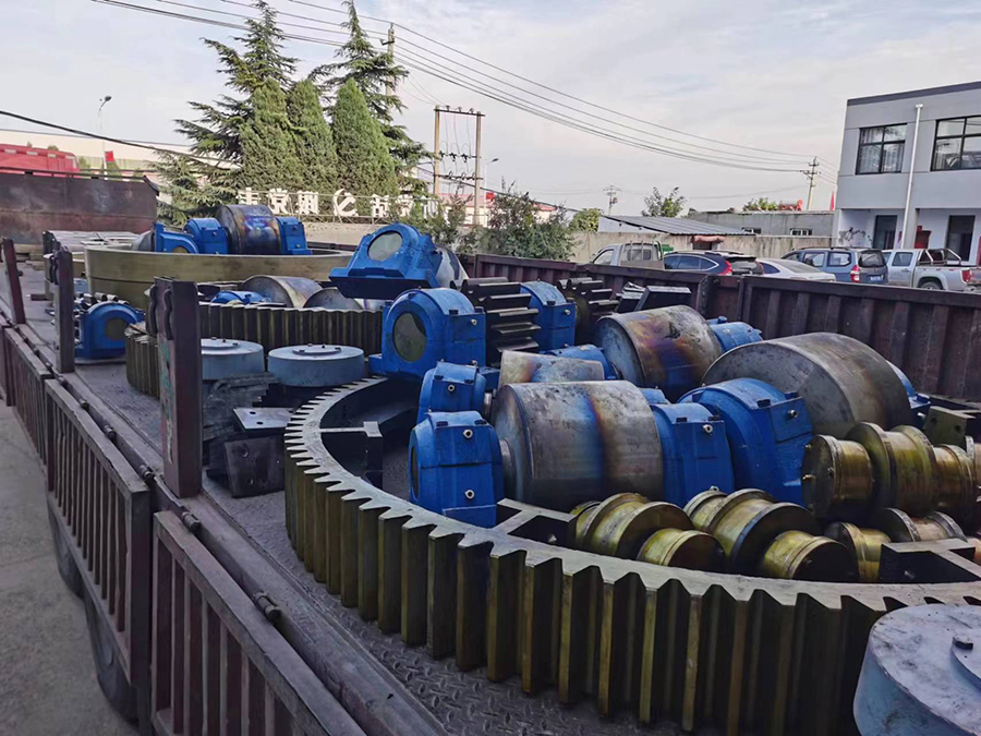 回转窑托辊总成发货